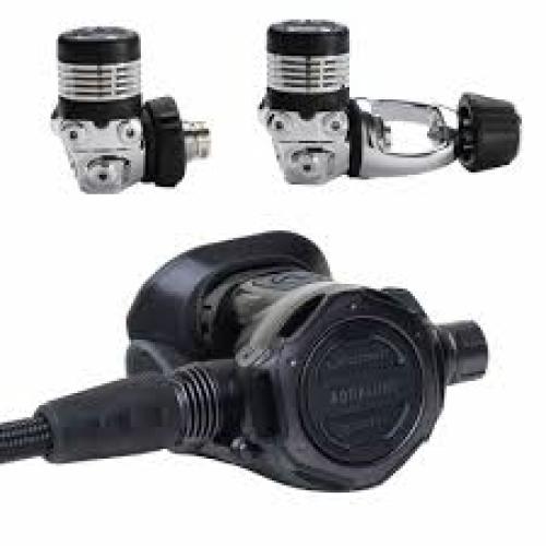 AQUALUNG LEG3ND ELITE BLACK EDITION YOKE