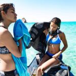 WETSUIT DIVER BEACH TOWEL - BLACK / GREY (160 X 86cm)