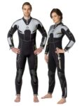 061222 W4 7MM FULLSUIT WITH BACK ZIP - FEMALE S
