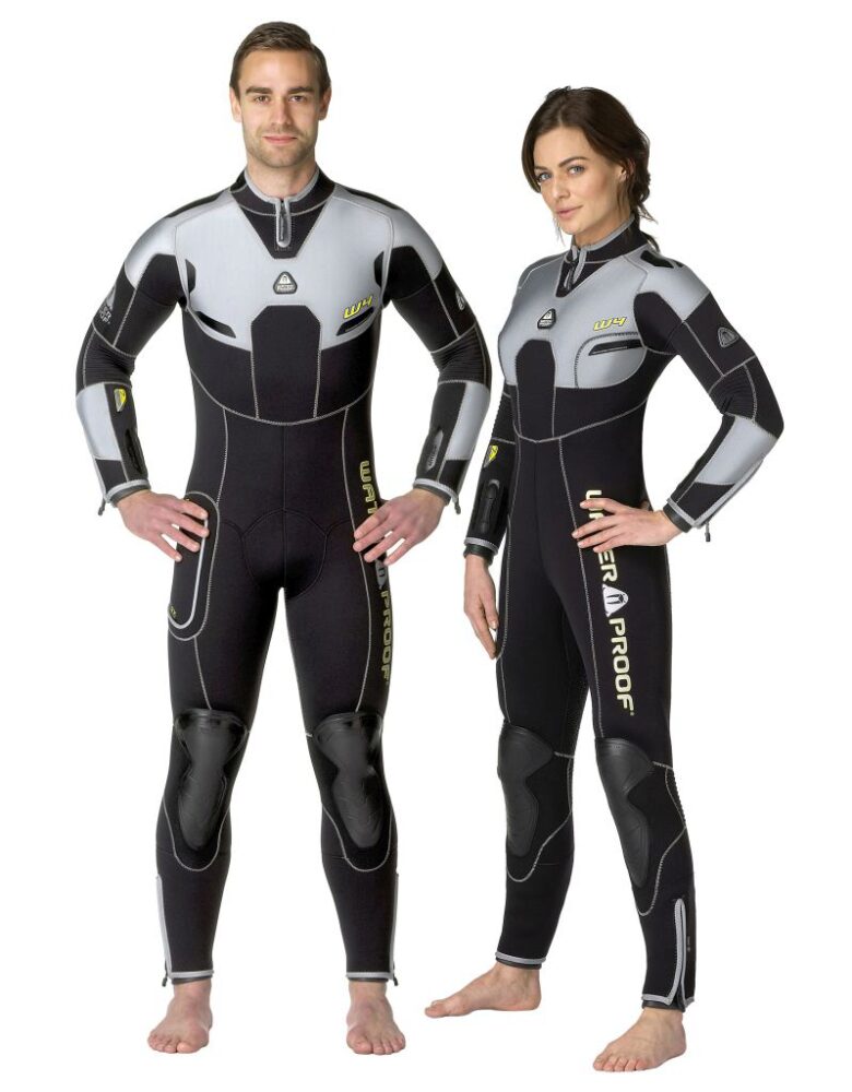 061222 W4 7MM FULLSUIT WITH BACK ZIP - FEMALE S