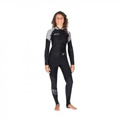 ULTRASKIN STEAMER SHE DIVES ULTRASKIN STEAMER SHE DIVES