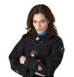 D10 NEOPRENE DRYSUIT - FEMALE L