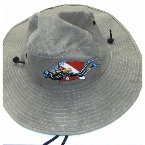 SWIMMING DIVER FLOPPY HAT