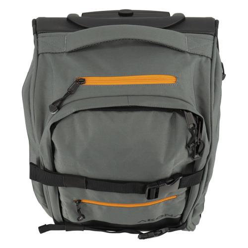 Akona <7 Carry-On Roller Bag