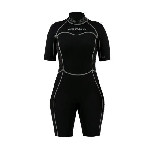 Akona Women's Classic Line - 2.5 Back Zip Shorty