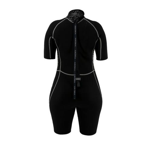 Akona Women's Classic Line - 2.5 Back Zip Shorty