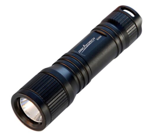 D560 DIVE LIGHT (BATTERY NOT INCLUDED, USES 1 - AA OR 1 - 14500 B