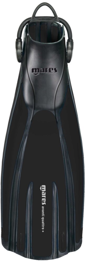 PLANA AVANTI QUATTRO + BLACK X-LARGE PLANA AVANTI QUATTRO + BLACK X-LARGE