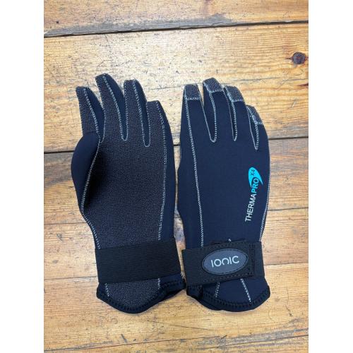 Ionic 4mm glove