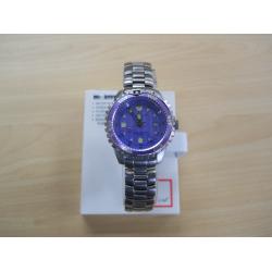 Momentum M1 - Diver