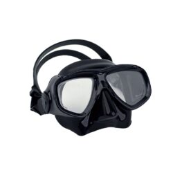 Low-profile dual lens mask, with black frame and black skirt