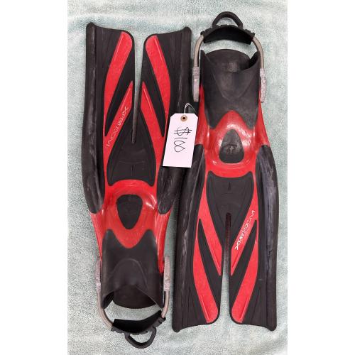Consignment Red TUSA X-Pert Zoom fins L/XL