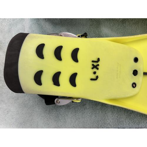 Consignment Yellow Aeris Velocity fins L/XL