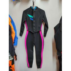 WXLR8 2-Piece wetsuit - Womens, Size 10