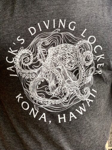 AVOID OCTOPUS Tri-Blend Tee