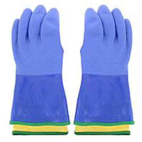 C - Gants etanches
