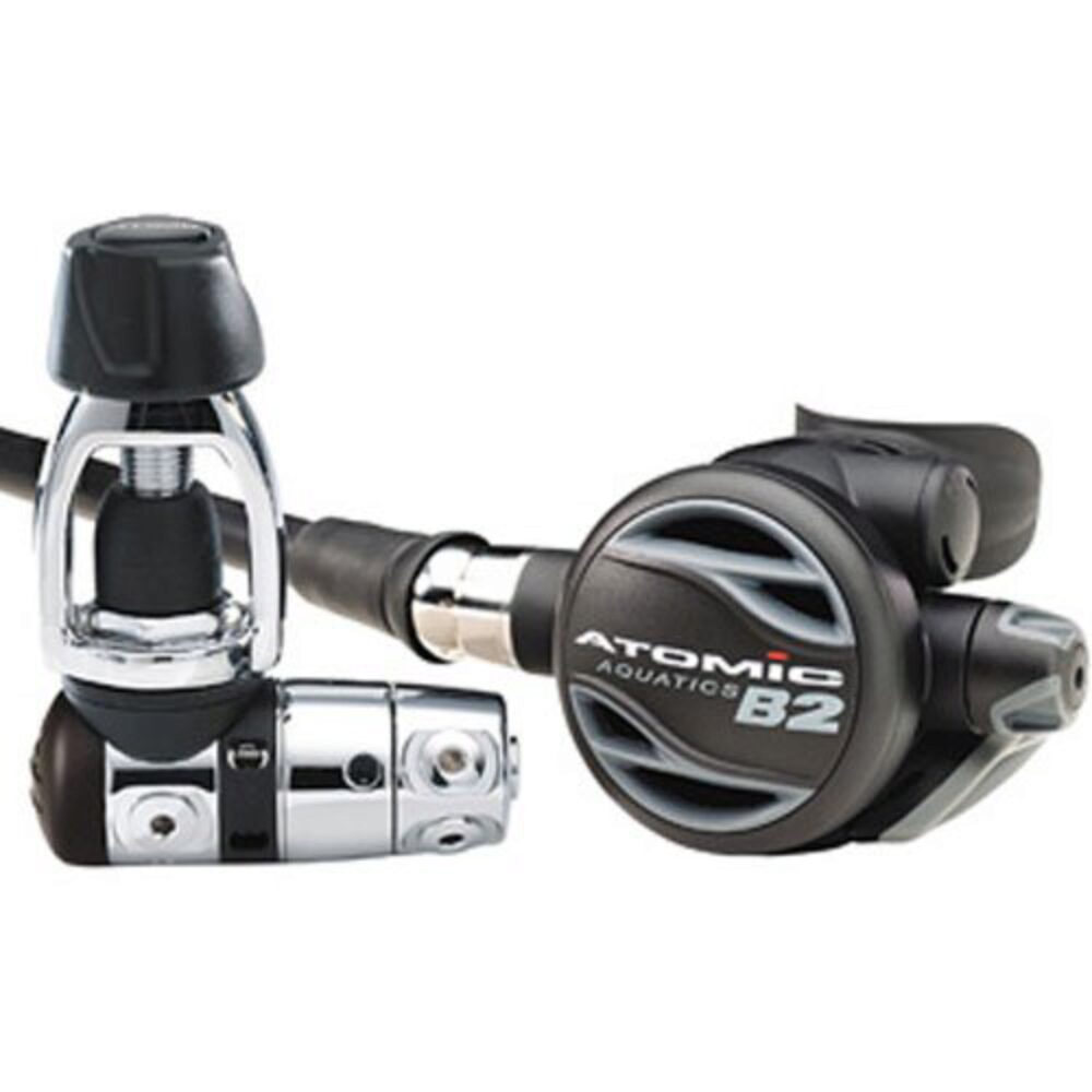 DM - B2  Regulator Yoke Sealed Black