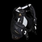 AXIOM WOMEN,WHT/GOLD,ML