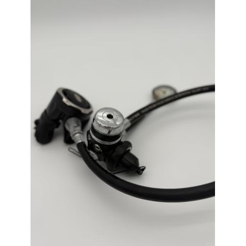 USED AQUALUNG LEGEND 1ST AND 2ND W GAUGE