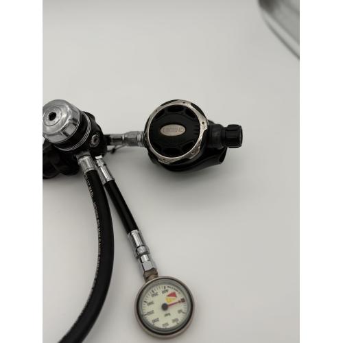 USED AQUALUNG LEGEND 1ST AND 2ND W GAUGE