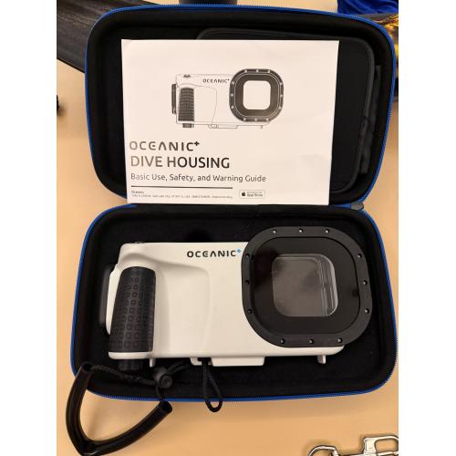 OCEANIC+ DIVE HOUSING