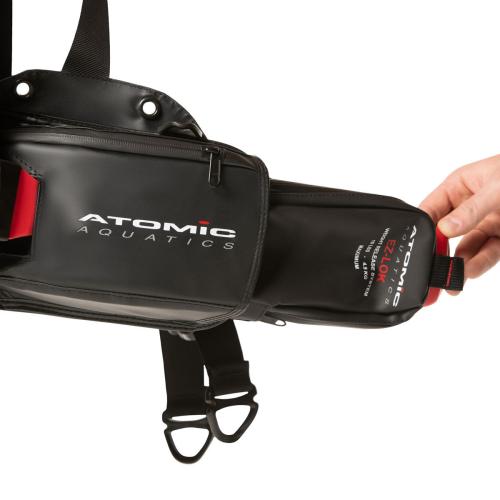 Atomic BC2 Black - Small