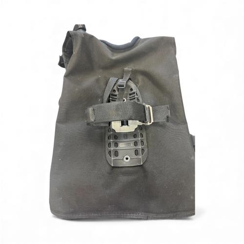 KNIGHTHAWK, LARGE  W/ NEW BALANCED INFLATOR-USED