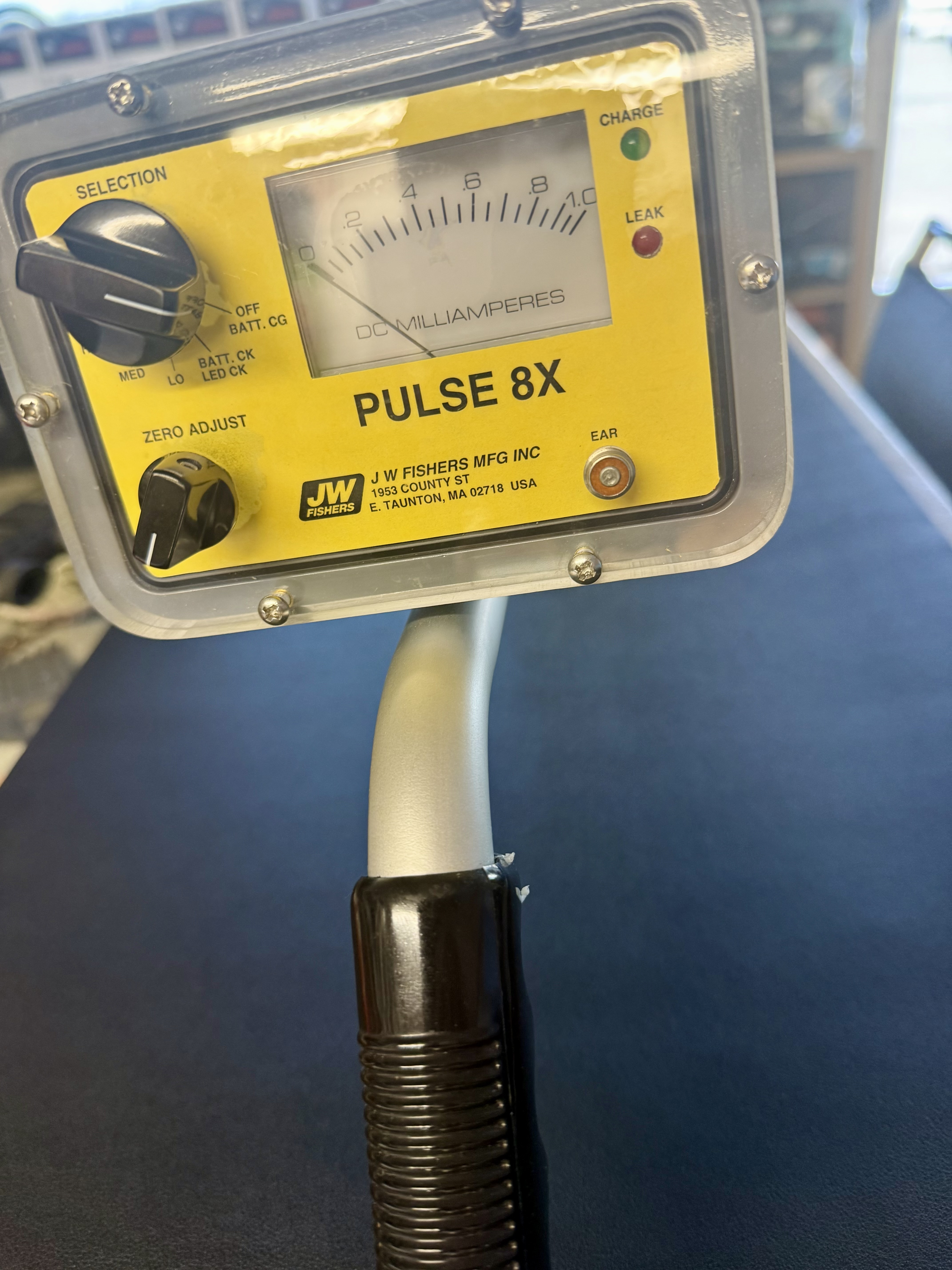 JW Fisher Pulse 8X underwater metal detector used for public safety diving evidence recovery and underwater search operations