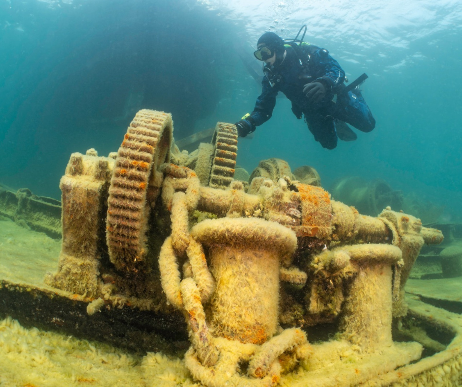 Advanced Diving Scuba 2000