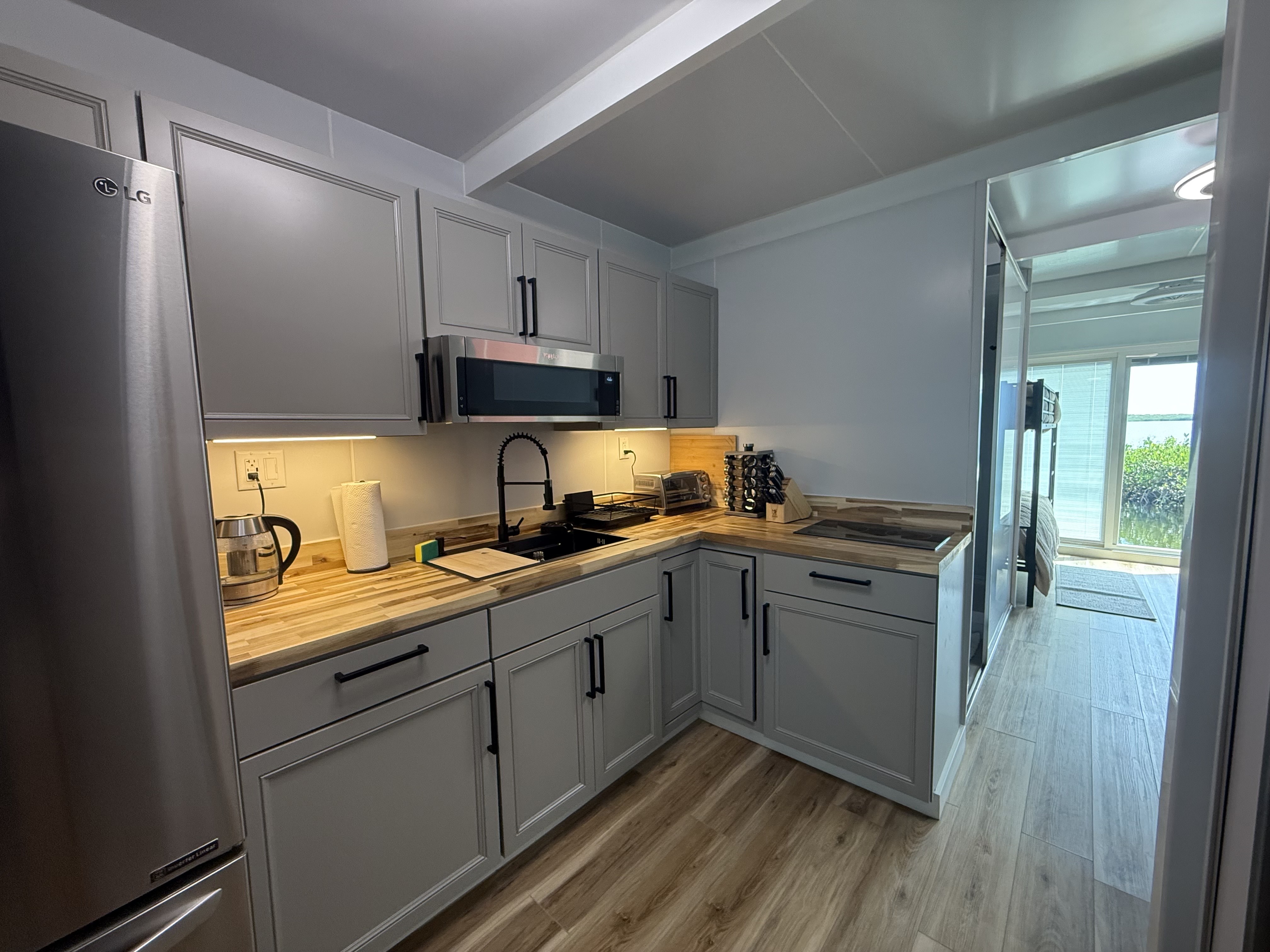 bungalow-bay-bedroom-1