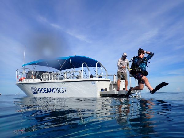 Ocean First Key Largo - Boat Charter