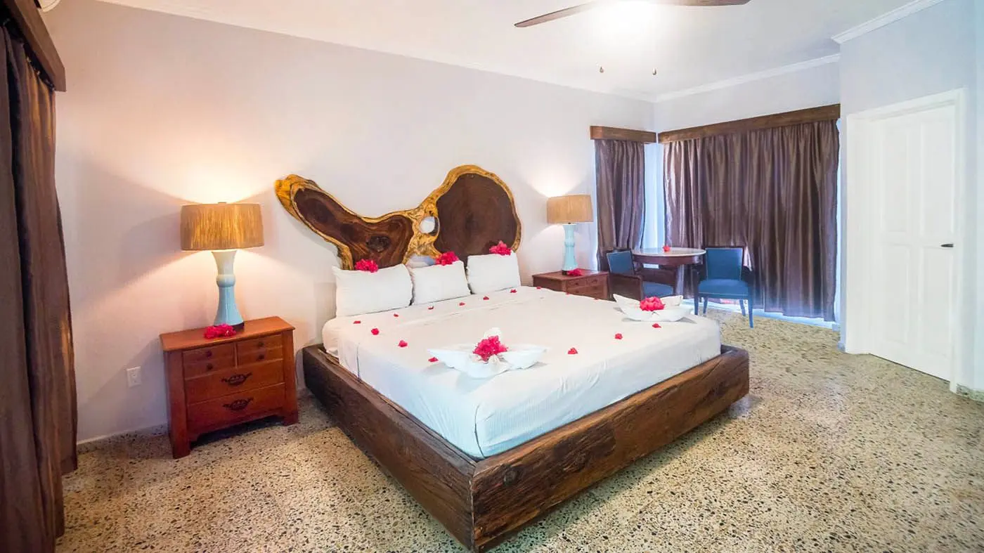 Guest accommodations at Turquoise Bay Dive and Beach Resort