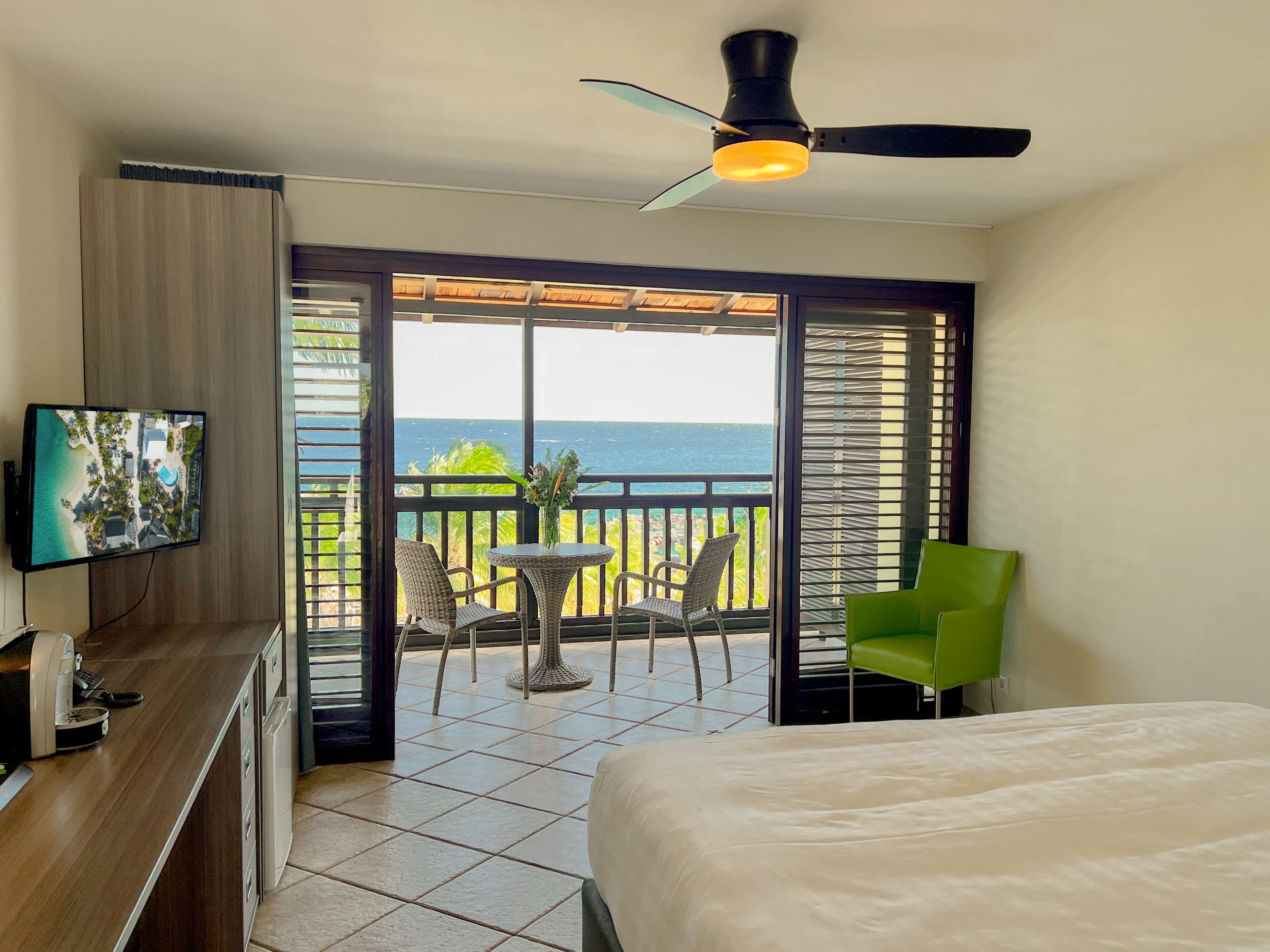 LionsDive Beach Resort room