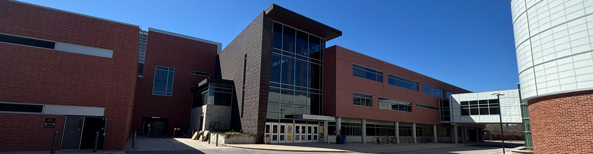 UW-Milwaukee Klotsche Center Entrance