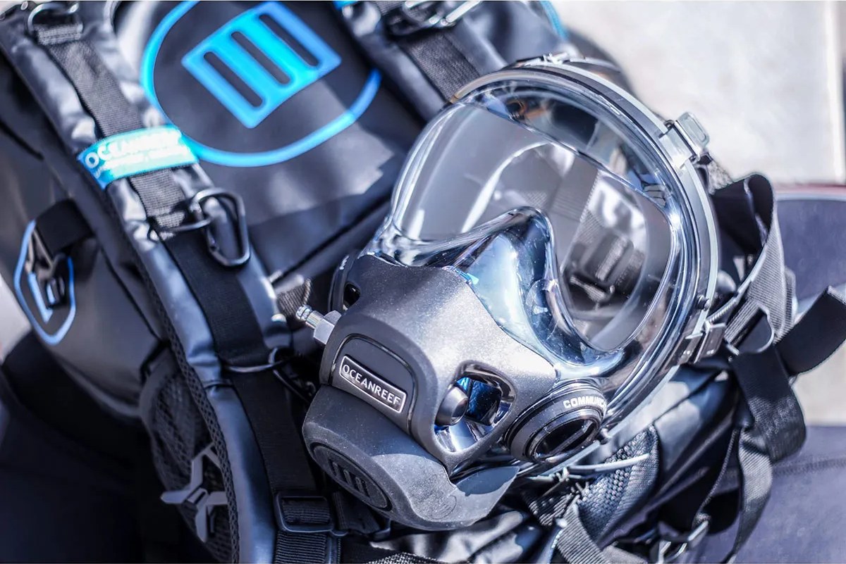 Ocean Reef Neptune III full face mask rigged on a scuba setup