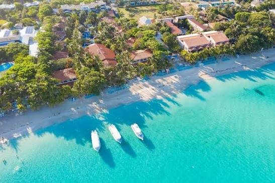 Aerial view of West Bay Beach, Roatan