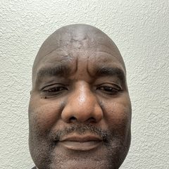 Sylvester Ruffin, SSI Divemaster Instructor at Tom's Dive & Swim