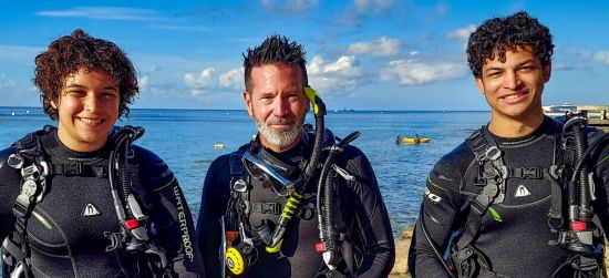 A group of PADI Divemaster Interns at Dive Boutique Cozumel