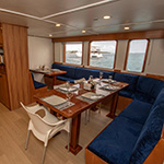 Galapagos Master - Dining Area