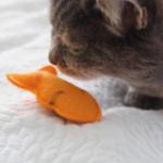 Miso Handmade Cat Toy Goldfish Cracker Individual