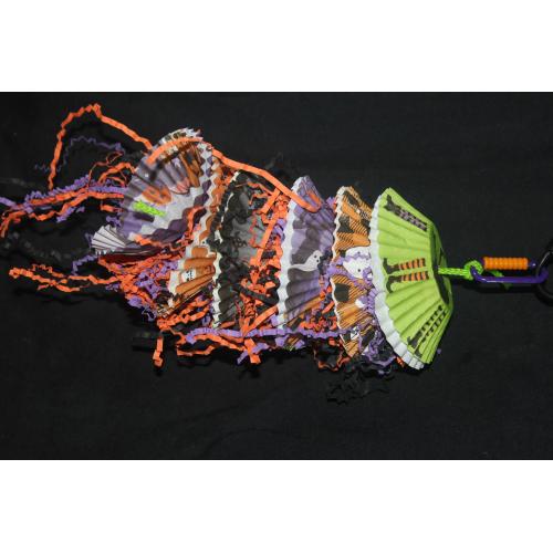 Halloween Cupcake Bird Toy