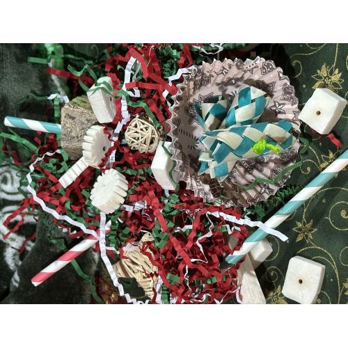 Gingerbread House Foraging Bird Toy