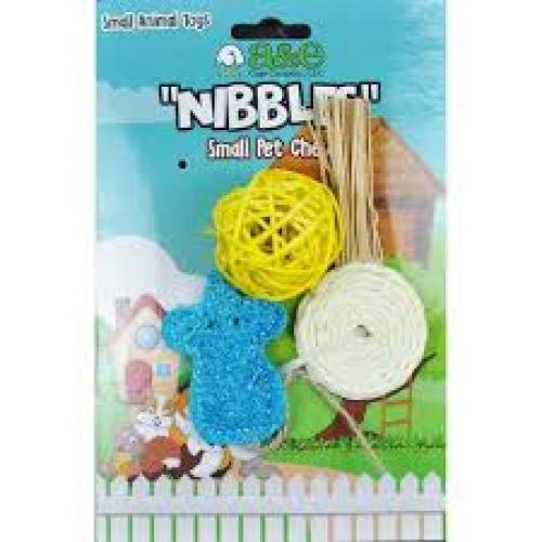 A E Cages Nibbles Small Animal Loofah Mouse Chew Toy