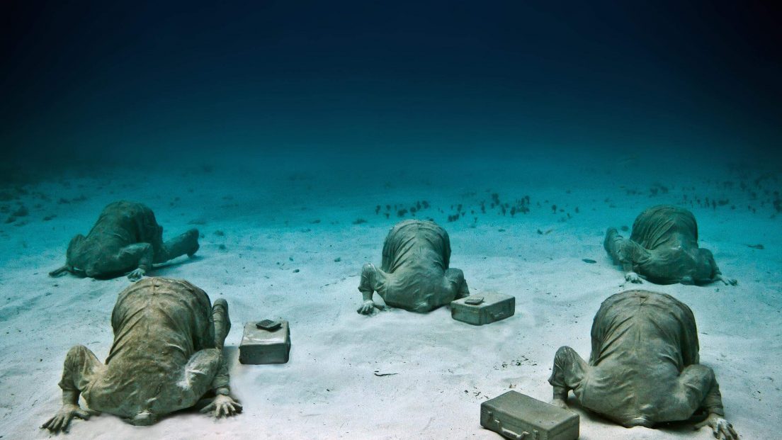 Banker. Depth 6m, MUSA Collection, Cancun/Isla Mujeres, Mexico. Photo: Jason Decaires Taylor
