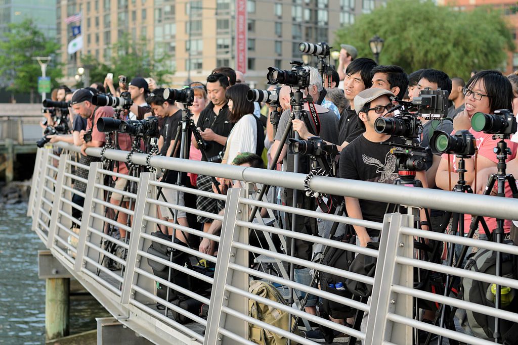Photographers_Manhattanhenge_New_York_May_2015