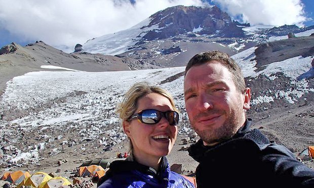 Maria Strydom died on Everest of Altitude Sickness after experiencing hallucinations.