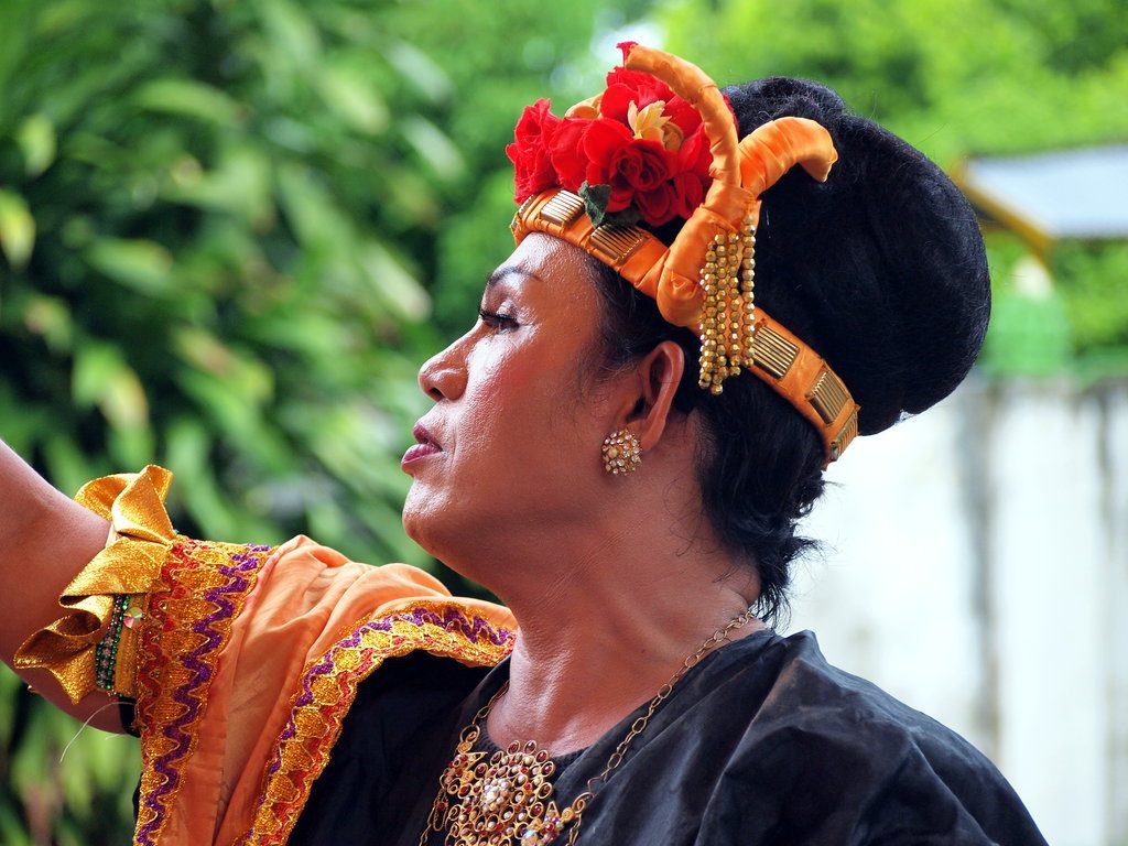 Bissu Priest