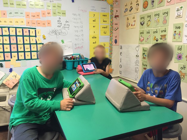 How Teacher Lisa Uses Padpillow Pillow Stand For Ipad Light