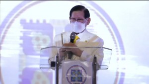 Chairman Lee address the pastors in The Philippines