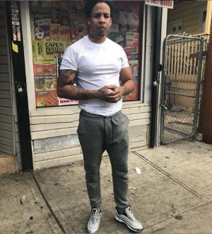 Hip Hop Singer - YNH FOREIGN 